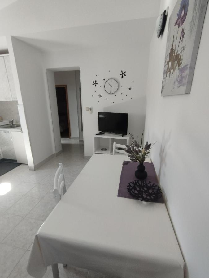 Apartmani Lucica Jezera Exterior foto